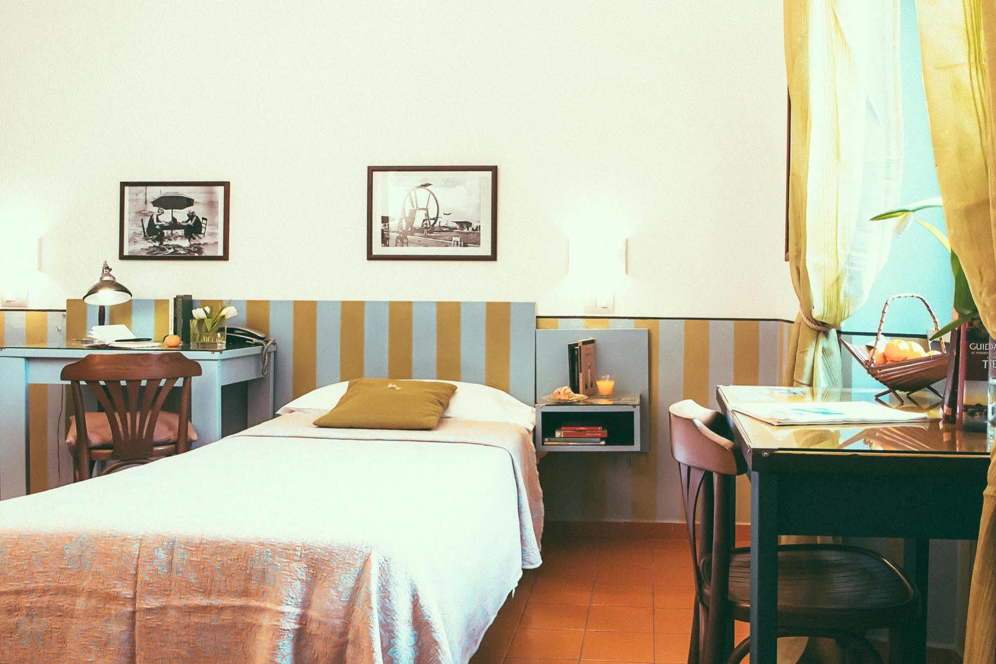 Hotel Sirenetta Lido di Ostia Eksteriør billede